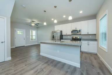 Main picture of 107 Owens Creek Rd