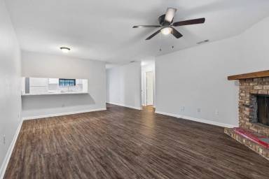 Main picture of 1332 Cherry St