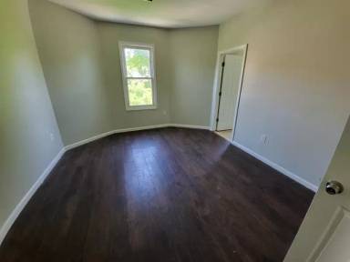 Main picture of 742 Bergen St