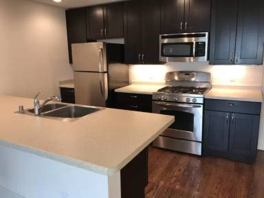 Main picture of 1039 N Cass St