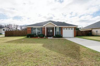 Main picture of 203 Guyett Ave