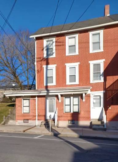 Main picture of 175 S Main St