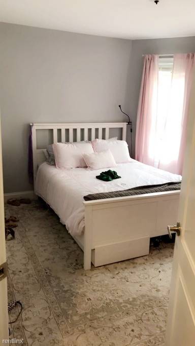 Main picture of 45 Saint Paul St