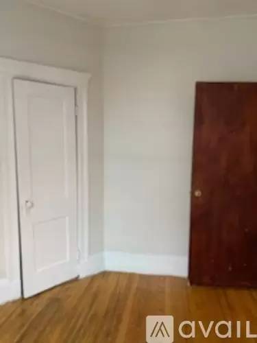 Main picture of 55 Burbank St