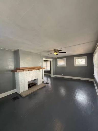Main picture of 52 Fernwood Ave