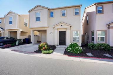 Main picture of 8154 Laurel Willow Ln