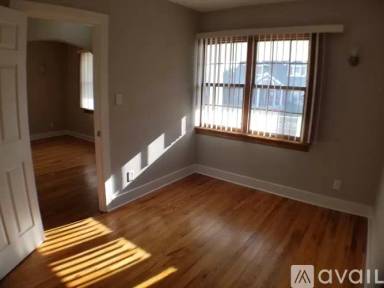 Main picture of 2411 8th St