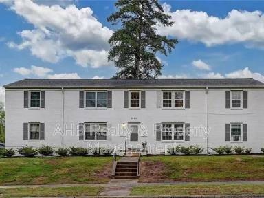 Main picture of 1700 W Front St