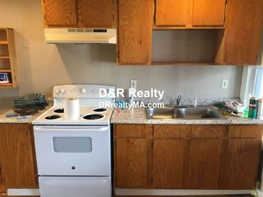 Main picture of 425 Somerville Ave