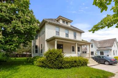 Main picture of 2306 Washington St