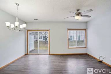 Main picture of 7451 Derby Ln