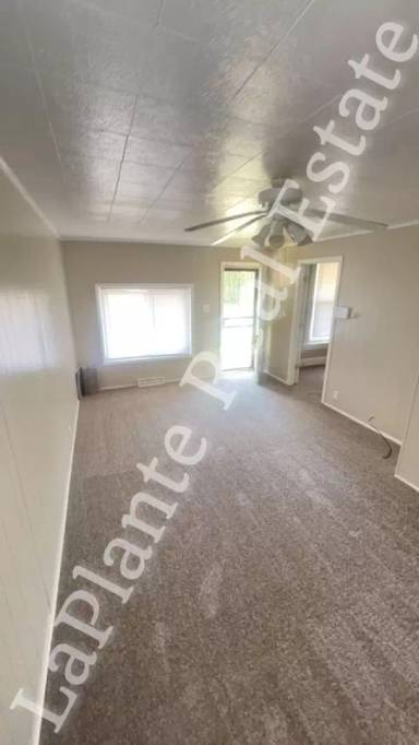 Main picture of 1534 Pinewood Ave