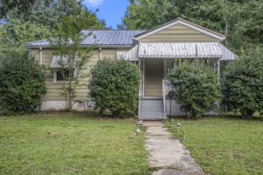 Main picture of 6145 Court M