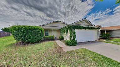 Main picture of 5120 SE 92nd St