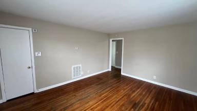 Main picture of 1116 Chester Ave