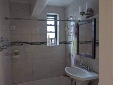 Main picture of 6448 Booth St
