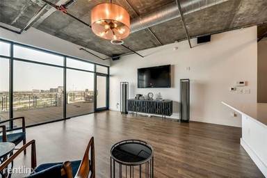 Main picture of 588 Condominiums