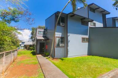 Main picture of 98-430 Kilinoe St