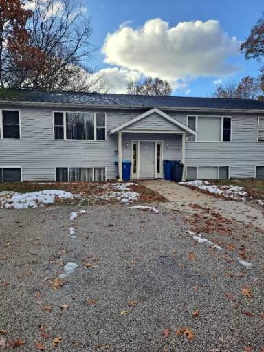 Main picture of 5725 Barton Rd