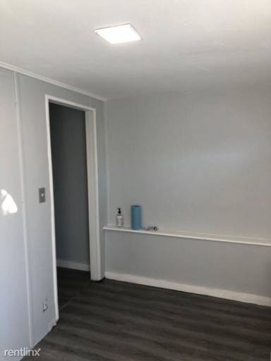 Main picture of 1613 Lake Ave