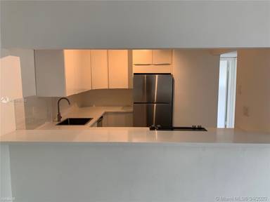 Main picture of 101 SW 9th St