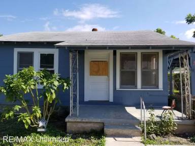 Main picture of 4007 W Salinas St