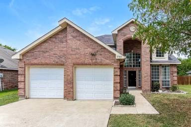 Main picture of 3703 Sycamore Ln