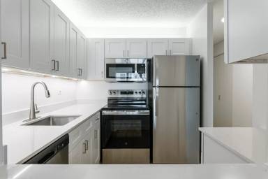 Main picture of Columbus Plaza