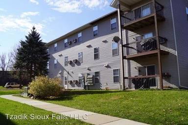 Main picture of 4502 E 16th St