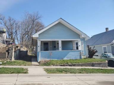 Main picture of 321 Voorhis St