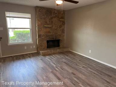 Main picture of 1503 N Nolan River Rd