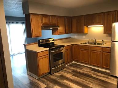 Main picture of 301 Jewel Dr