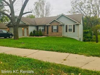Main picture of 2612 S 16th St