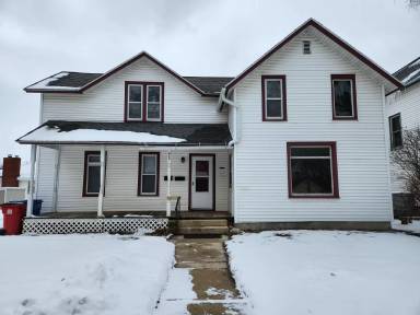 Main picture of 419 Olmstead St