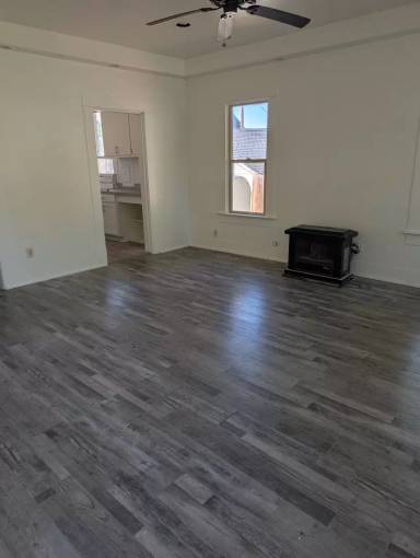 Main picture of 1020 Jefferson St