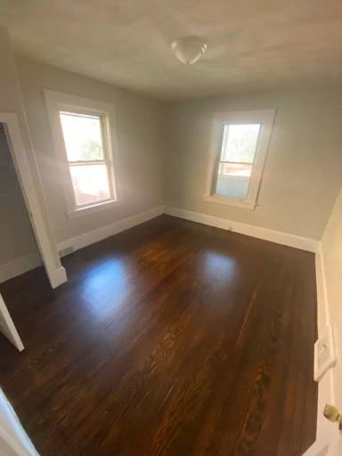 Main picture of 1423 Burrell St NW