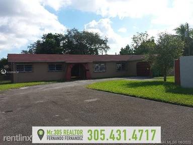 Main picture of 4855 SW 68th Ave