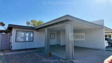 Main picture of 5721 N 69th Ave