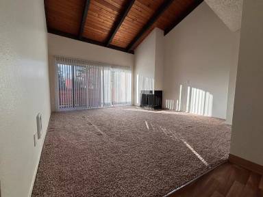 Main picture of 4550 SW Murray Blvd