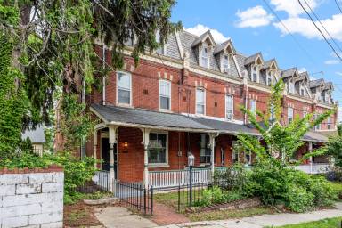 Main picture of 124 Hunter St