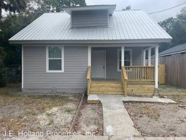 Main picture of 822 Lynton St