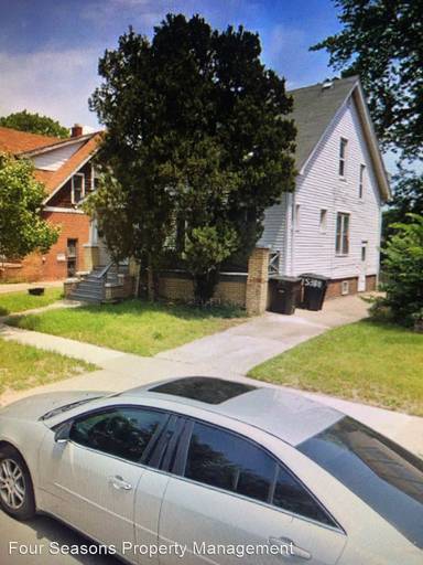 Main picture of 15378 Washburn St