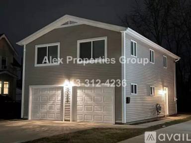 Main picture of 3566 Royal Ave