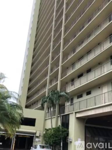 Main picture of Makiki Plaza