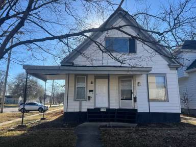 Main picture of 400 W Allen St
