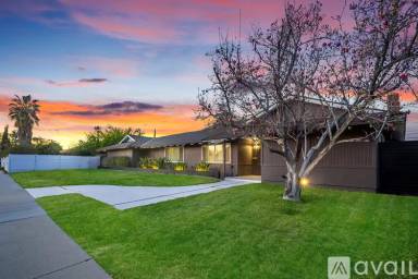 Main picture of 22349 Vanowen St