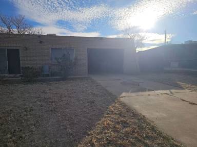 Main picture of 306 3rd St