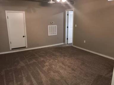 Main picture of 1014 Broadway