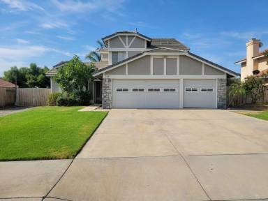 Main picture of 2207 W Fairview Dr