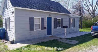 Main picture of 619 Main Street Ext